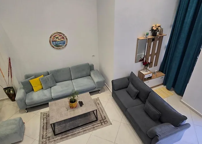 Apartament Me Qera Dublex Lungomare