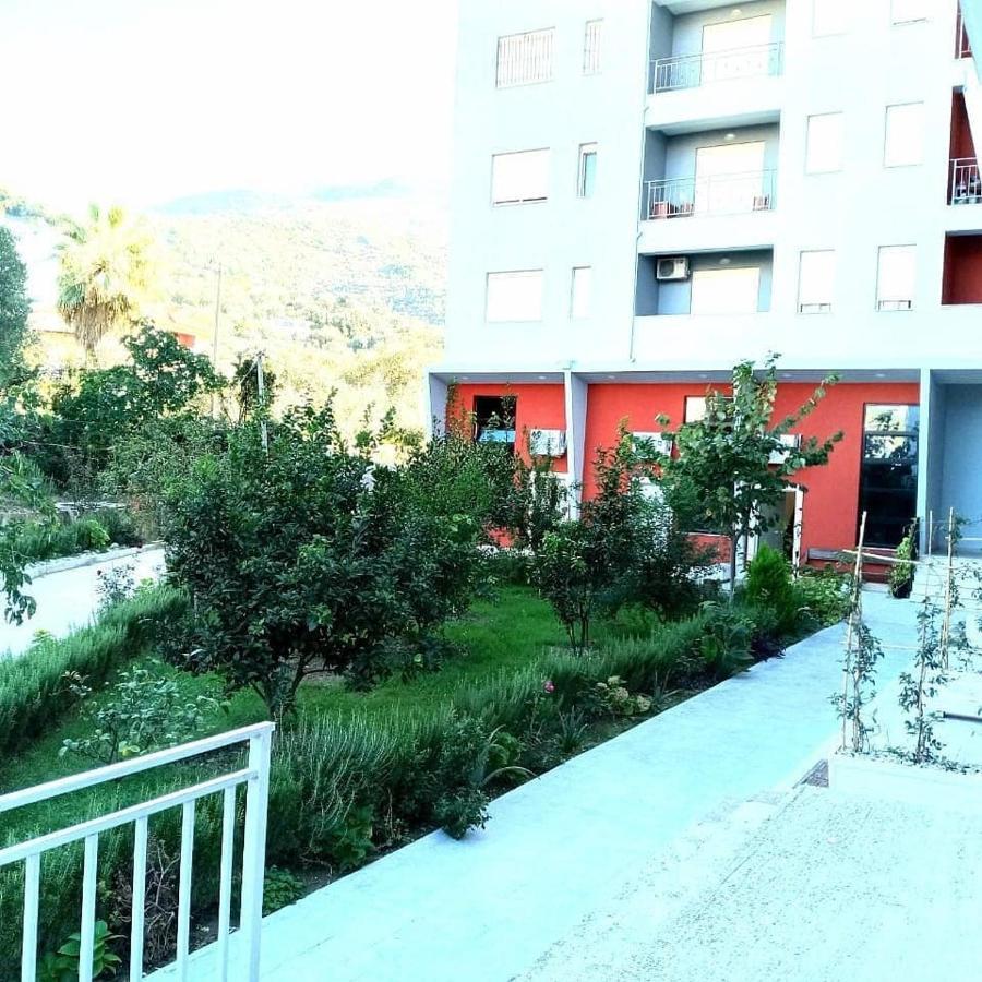 Me Qera Dublex Lungomare Vlora