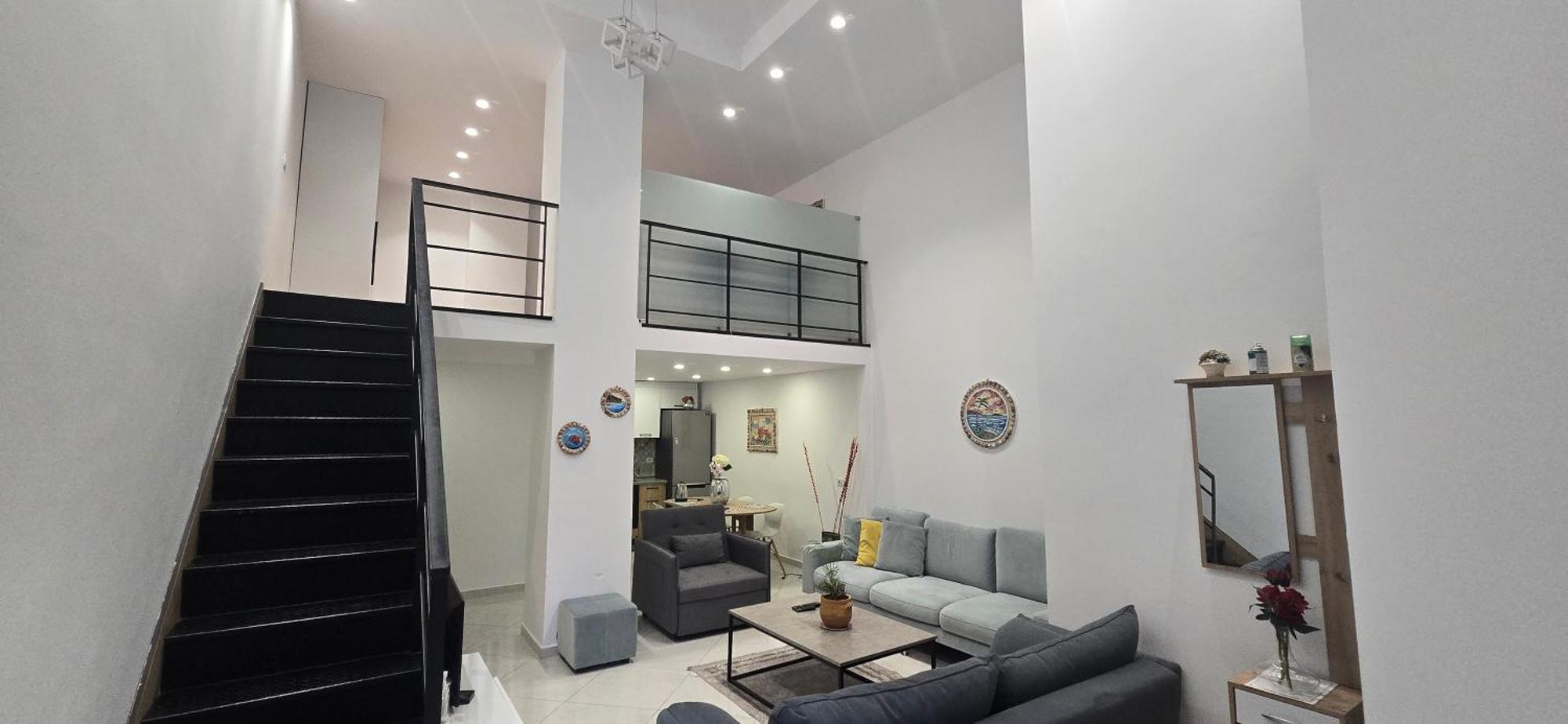 Me Qera Dublex Lungomare Apartman *